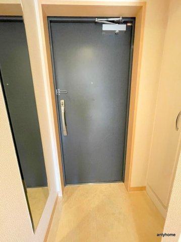 プレサンス新大阪ステーションフロント　仲介手数料無料の玄関
