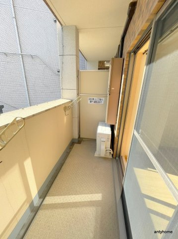 プレサンス新大阪ステーションフロント　仲介手数料無料のバルコニー