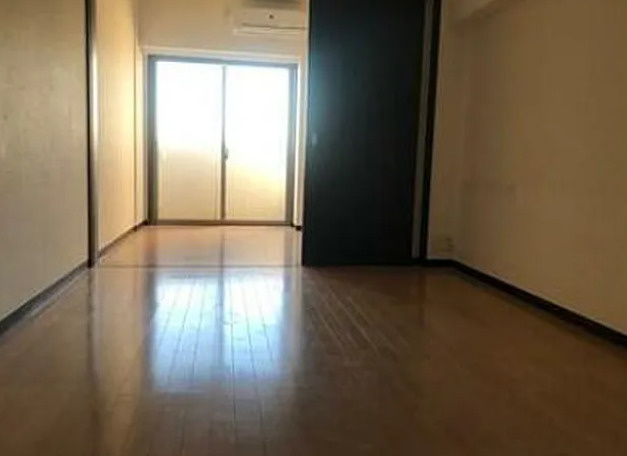プレミアム三ノ輪の洋室