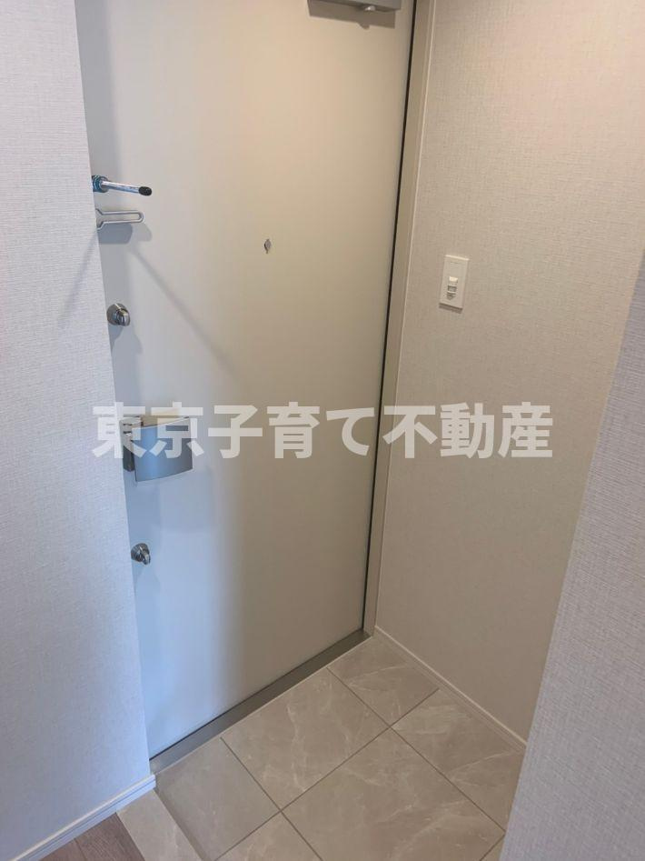 ルフォンプログレ千代田御茶ノ水の玄関