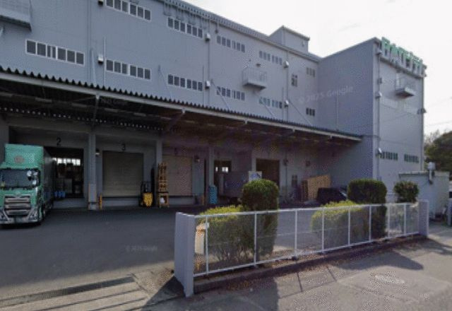 岡田貸倉庫兼事務所
