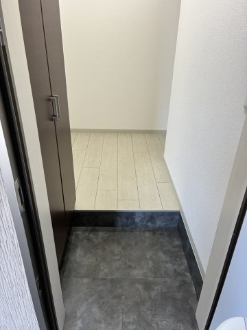 サクシード鐙の玄関
