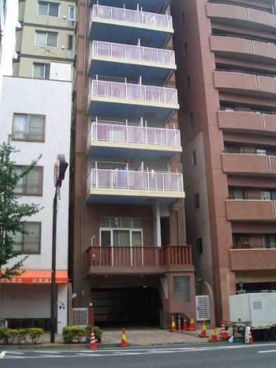 ロワール浅草花川戸の外観