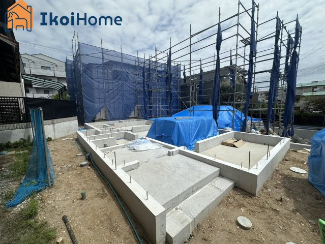 明石市太寺大野町　全3棟　１号棟　新築戸建のエントランス|～ご見学に関して～平日や夜間でもご案内可能。決まったお時間で身動きが取れない方も臨機応変に対応します