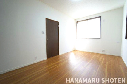 中古　千葉市花見川区朝日ケ丘の寝室|＊当日ご案内可＊ご希望の物件まとめてご案内！弊社が掲載していない物件でもOK♪お気軽にご相談ください ♪お電話でのお問合わせがスムーズ♪