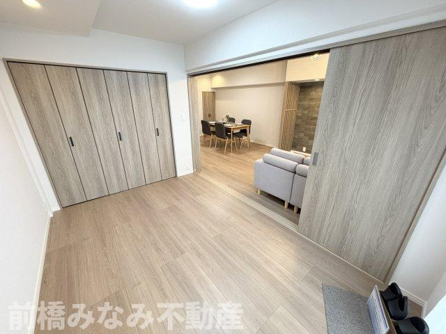 【中古マンション】前橋市大手町　パシフィックパレス　606号室　2LDKの洋室|落ち着いた色調の洋室です