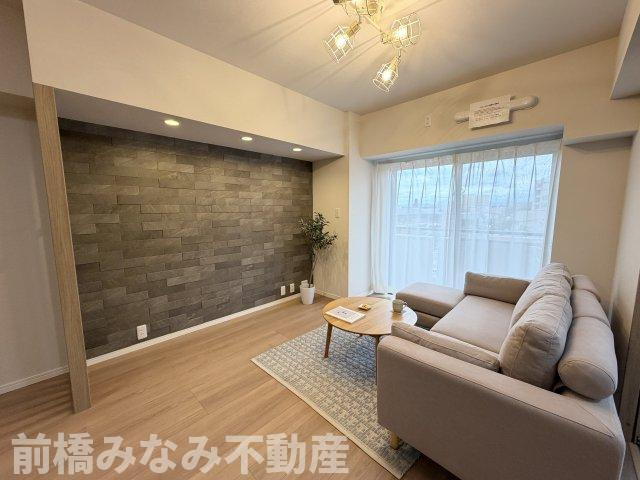 【中古マンション】前橋市大手町　パシフィックパレス　606号室　2LDKの居間・リビング|おしゃれな居間です