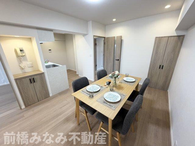 【中古マンション】前橋市大手町　パシフィックパレス　606号室　2LDKの居間・リビング|こちらの居間で趣味の時間をお楽しみください
