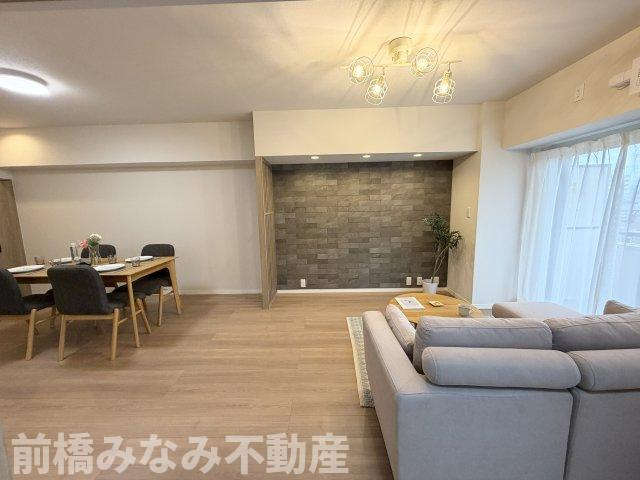 【中古マンション】前橋市大手町　パシフィックパレス　606号室　2LDKの居間・リビング|リビングです