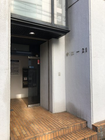 サニー21のエントランス