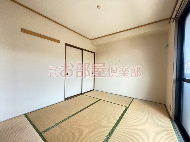 メゾンクレール西町の和室|明るい和室です
