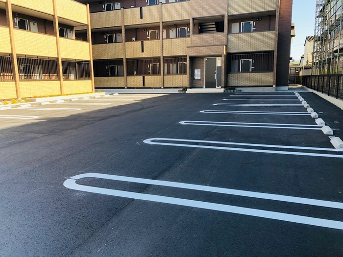 ロータス長町　A棟の駐車場