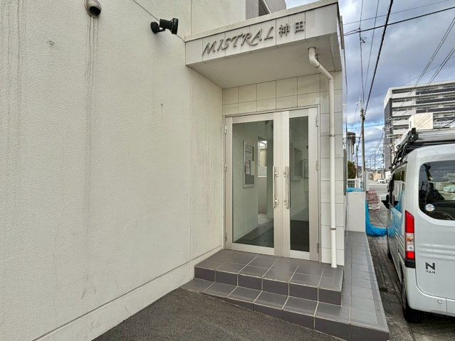 MISTRAL神田町のエントランス