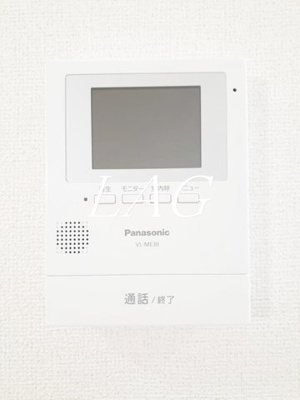 【セキュリティ】 | ブレヴェン | モニター付きインターフォンです。