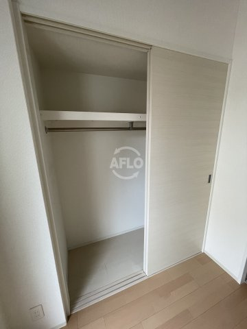 APRILE南森町の収納|APRILE南森町（旧名：アスール南森町）　クローゼット