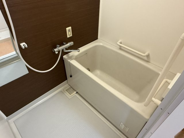サンフラワーの浴室