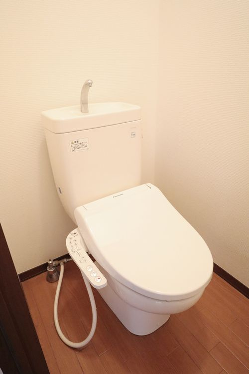 オレンジ　プレジオのトイレ|トイレも気になるポイント