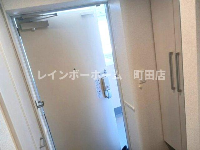 ヴェリーヌ※初期費用分割あと払いサービス利用可能物件の玄関