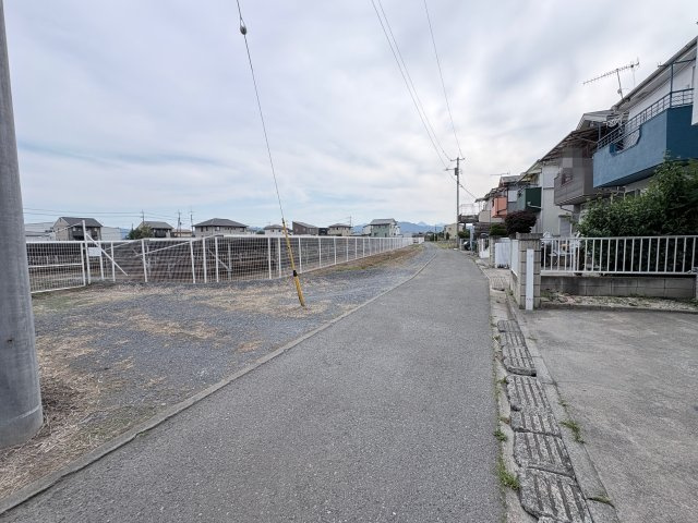 【前面道路含む現地写真】 | 児玉郡神川町大字原新田　中古戸建