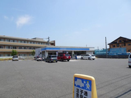 ローソン春日部藤塚店まで729m