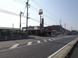 マクドナルド４号線春…まで724m
