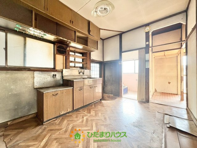 幸手市中3丁目　中古一戸建てのキッチン|6月5日撮影