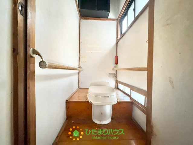 幸手市中3丁目　中古一戸建てのトイレ|6月5日撮影