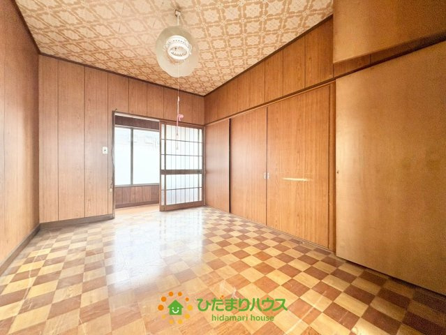 幸手市中3丁目　中古一戸建ての洋室|6月5日撮影