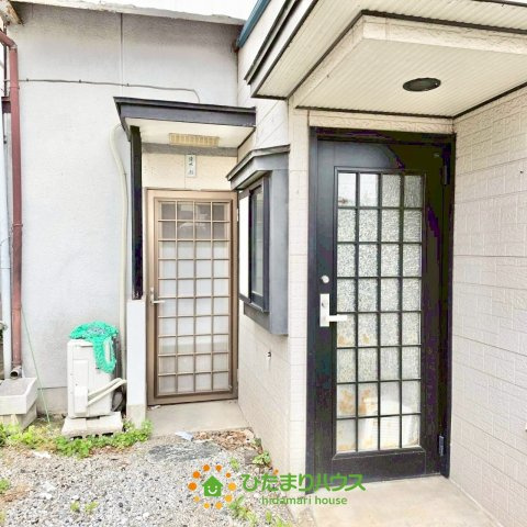 幸手市中3丁目　中古一戸建ての玄関|6月5日撮影