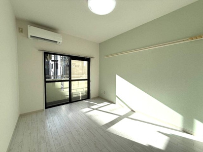 【洋室】 | T・メゾン | ※参考写真※洋室6帖☆バルコニーに繋がるお部屋です！エアコン付きで1年中快適に過ごせますね◎