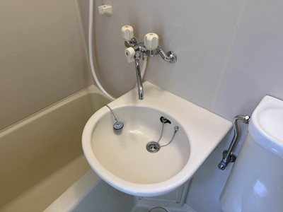 【トイレ】 | T・メゾン | ※参考写真※バスルームにあるトイレです！水廻りのお掃除が一気にできちゃいますね☆