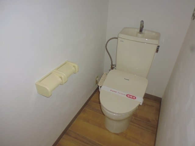 一博館のトイレ|温水洗浄便座