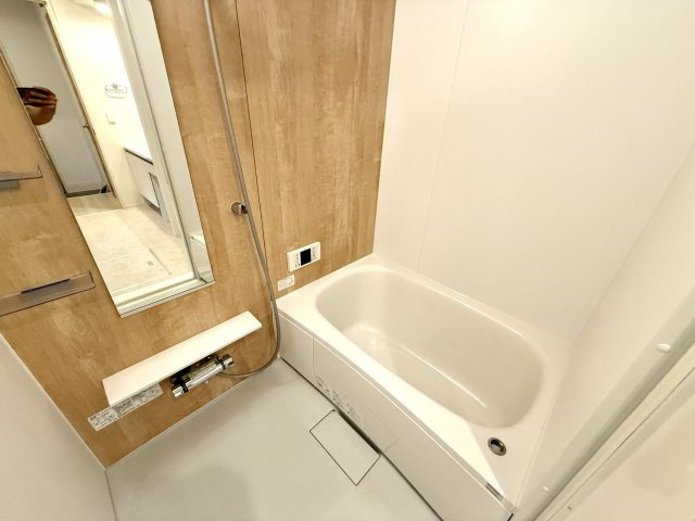 浴室乾燥機・追い炊き機能付きで便利です☆