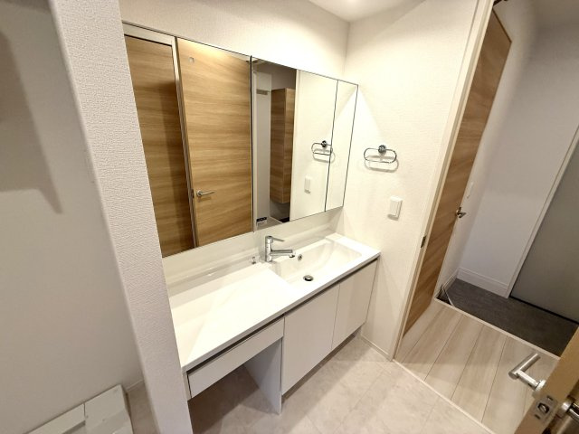 洗髪洗面化粧台付き♪
