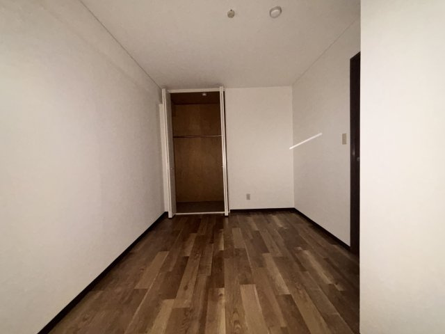 【洋室】 | パストラル和泉