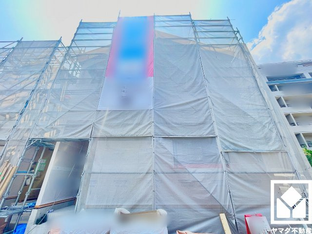 尼崎市西昆陽　第２　１号棟の外観|リビングや2階廊下にも収納スペースがあり、住空間を広々お使いいただけます。日用品のストックなどもすっきり片付きます。