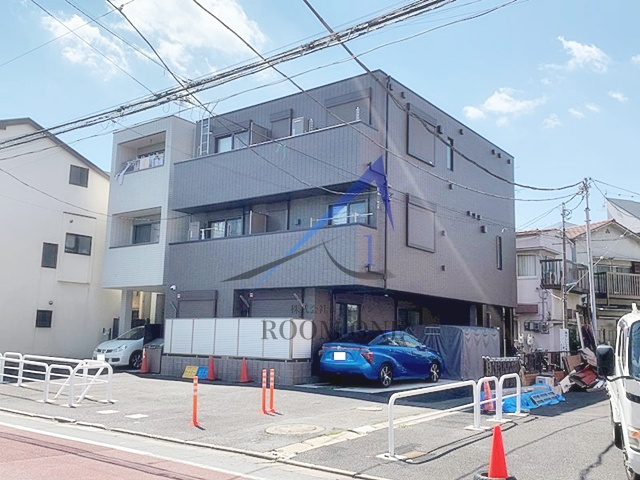 プティサリチェ 