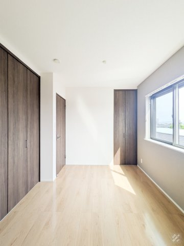 片山町３丁目戸建の居間・リビング