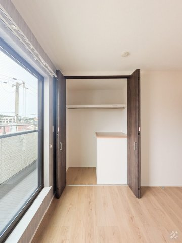 片山町３丁目戸建の居間・リビング