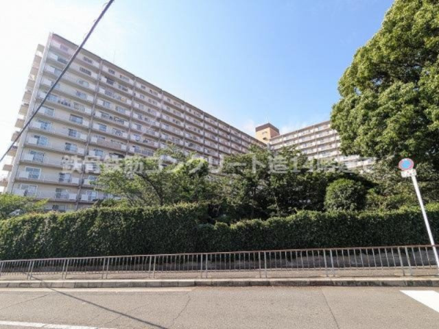 牧野駅前ハイツの構造・工法・仕様|鉄骨鉄筋コンクリート造14階建て
■物件内覧・資金計画相談・住宅ローン相談、リフォーム相談、お問合せ受付中■
※当日・翌日のご内覧、ご相談はお電話でのお問合せがスムーズです！