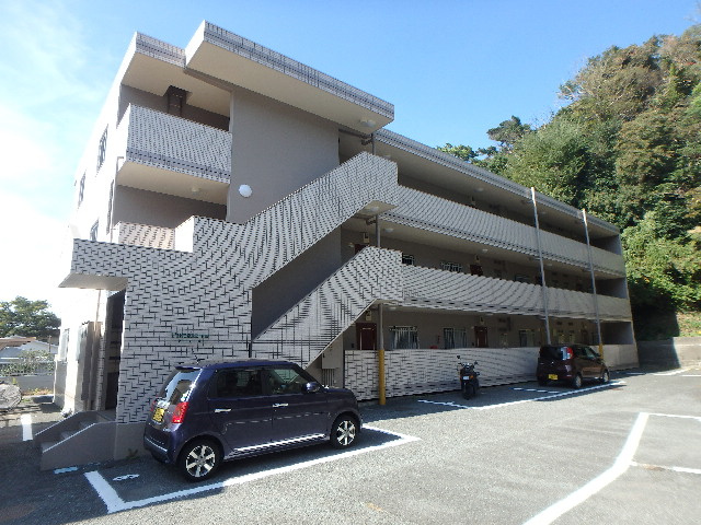S0398R　ピニエール下田の外観