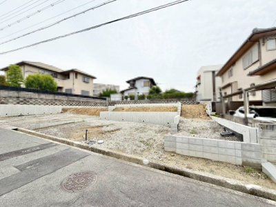 【前面道路含む現地写真】 | 若松台３丁　新築分譲住宅　全２区画