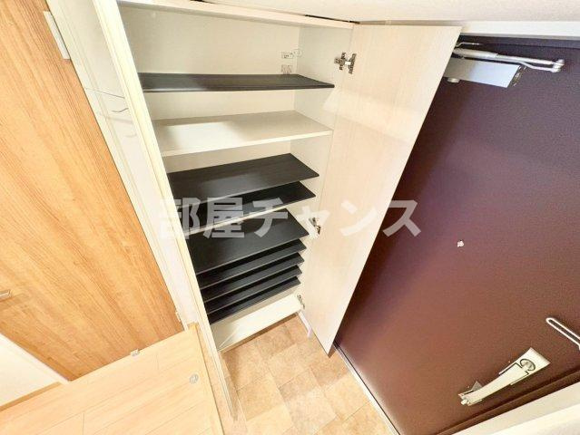 クレストタワー栄の収納