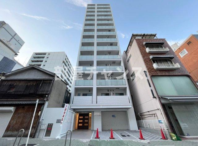 クレストタワー栄の外観