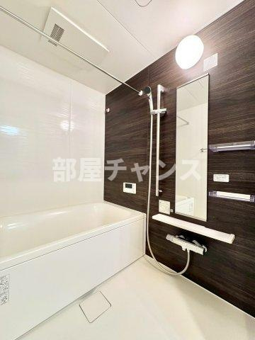 クレストタワー栄の浴室