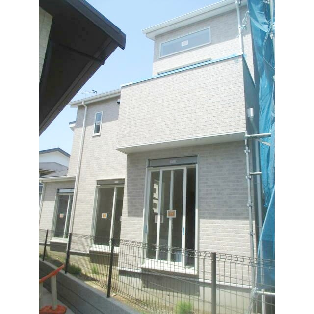 藤沢市本鵠沼４丁目の一戸建て