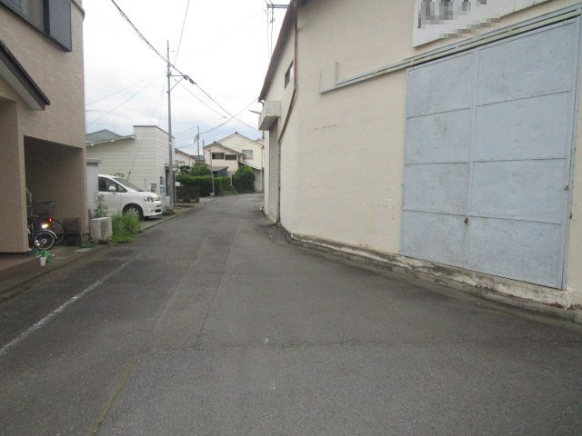 八王子市元横山町３丁目の倉庫