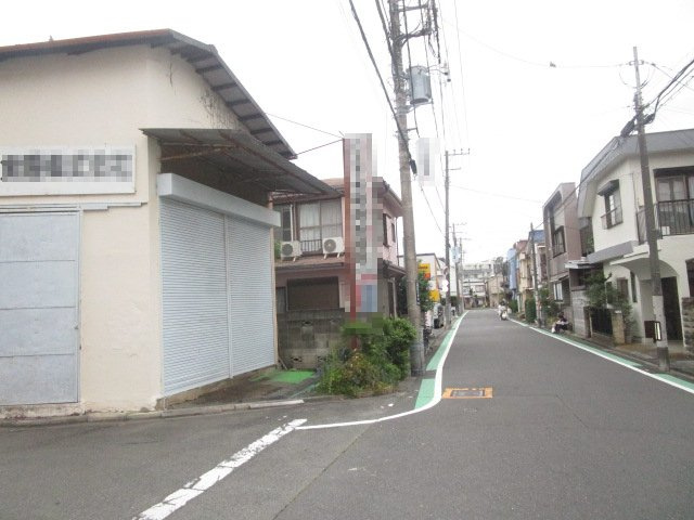 八王子市元横山町３丁目の倉庫