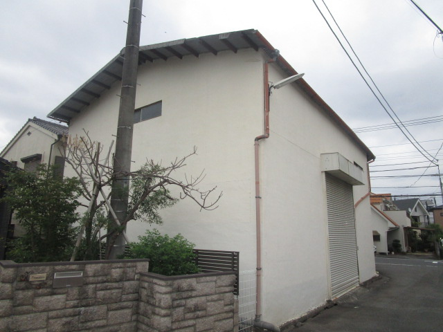 八王子市元横山町３丁目の倉庫