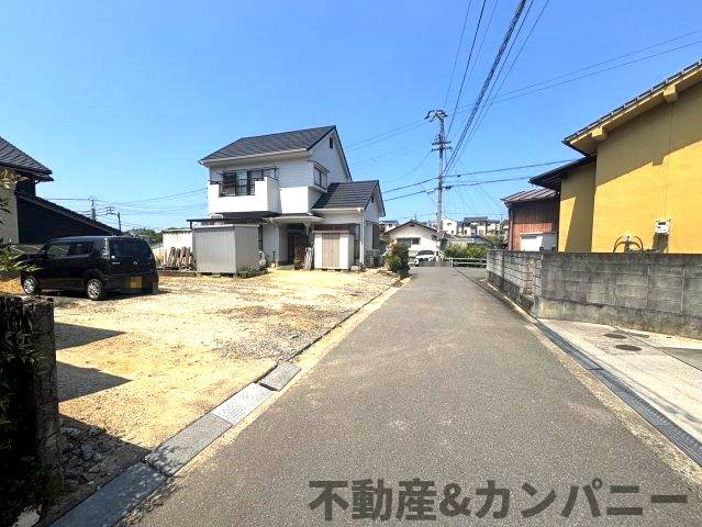 畑寺町のおトチ　松山市畑寺町売土地の前面道路含む現地写真|前面道路含む現地写真です